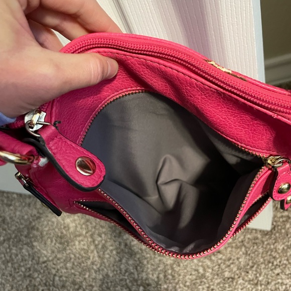 Bright Pink Crossbody Purse with Gold Accents. - Picture 12 of 12